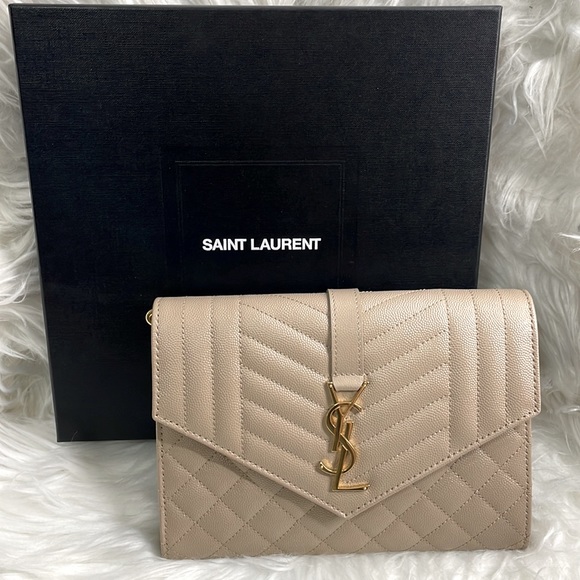 SOLD Saint Laurent monogram envelope clutch bag - Picture 2 of 13